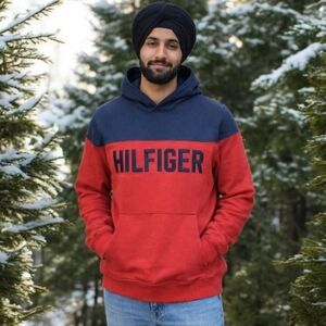 JUNIORS Tommy Hilfiger Black & Red Hoodie Sweater  Size S Y2K